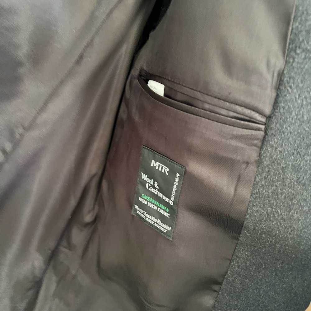 J Crew Ludlow topcoat in wool blend BS469 42/S in dark charcoal - Picture 7 of 10